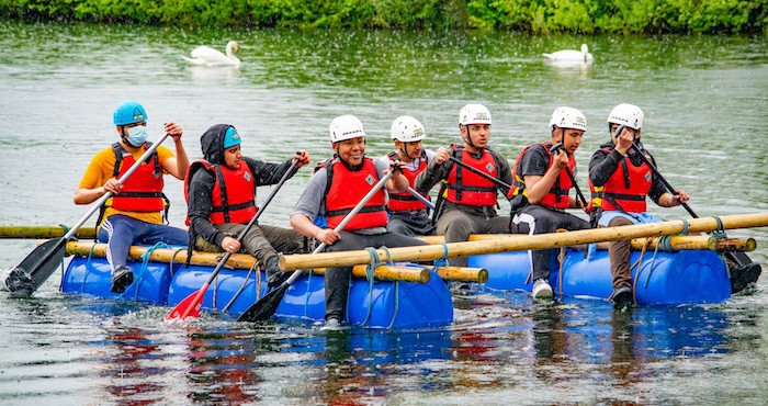 Build your own raft team building is so fun with Braver Strides.