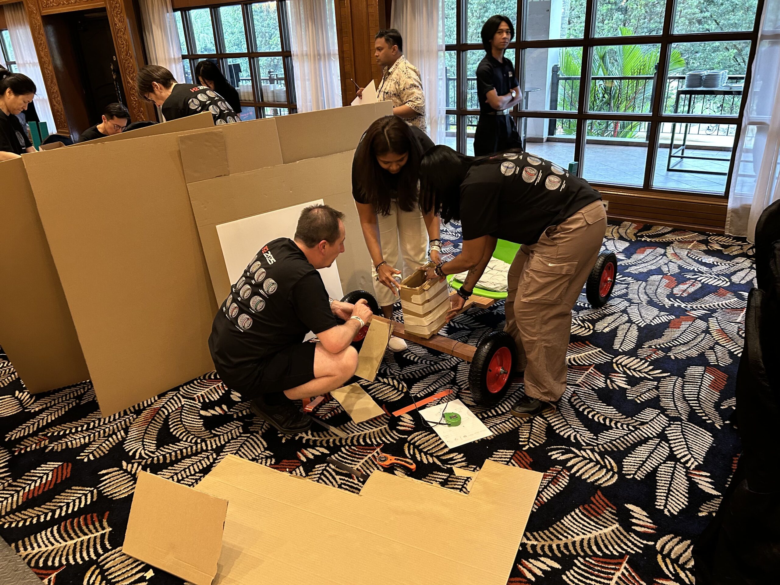Build your own F1 Team Building